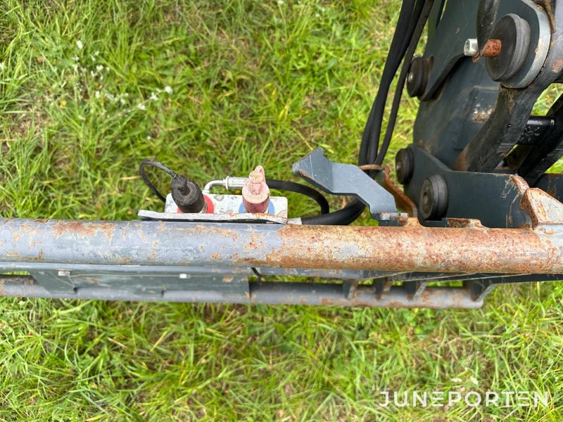 Valtra A 82 med lastare & frontlyft