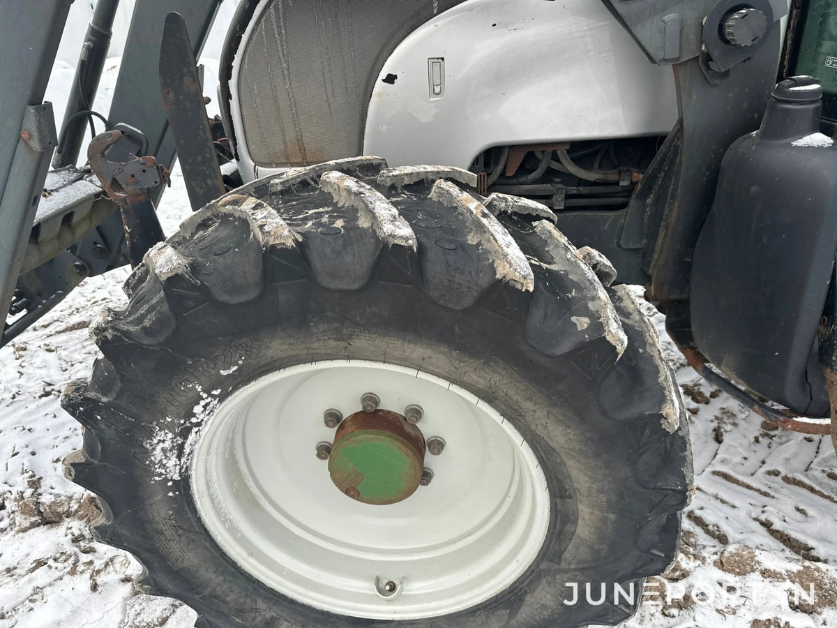 Valtra C 130 med lastare