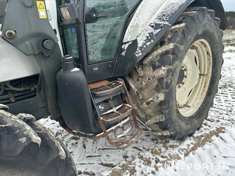 Valtra C 130 med lastare