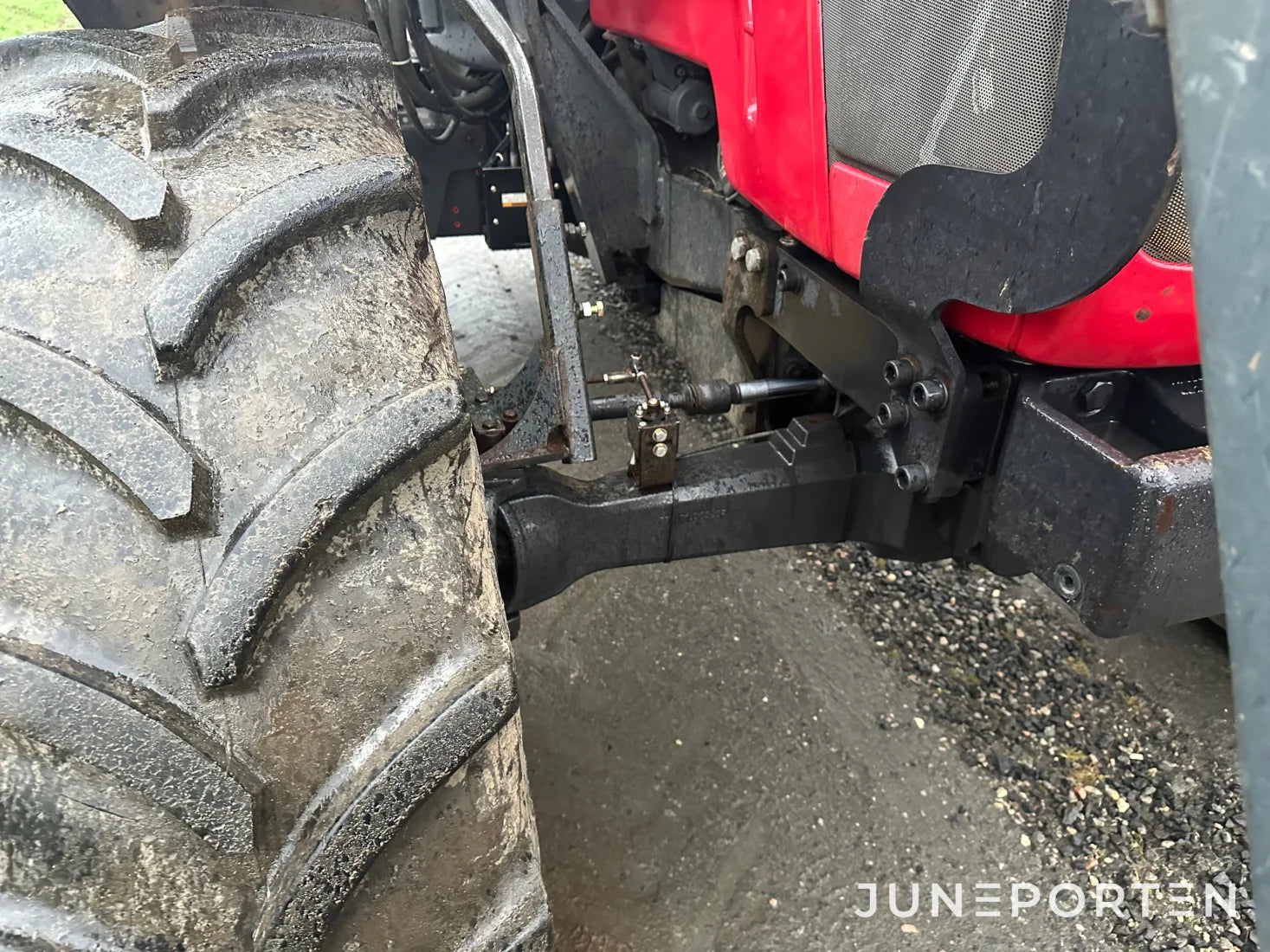 Valtra N111E med lastare