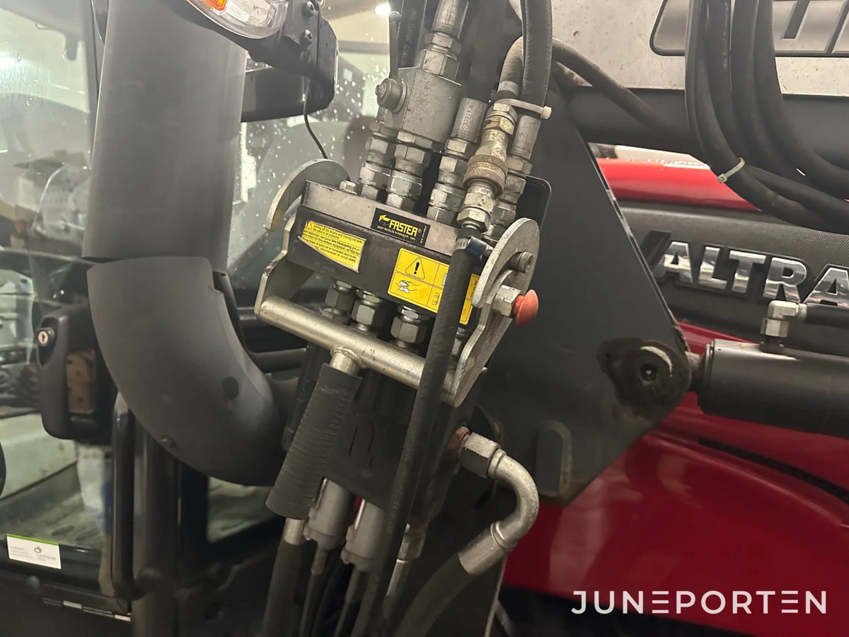 Valtra N111E med lastare
