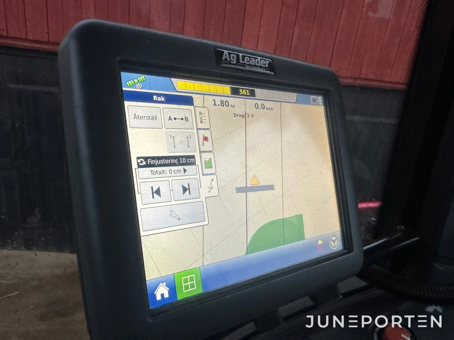 Valtra N111E med lastare