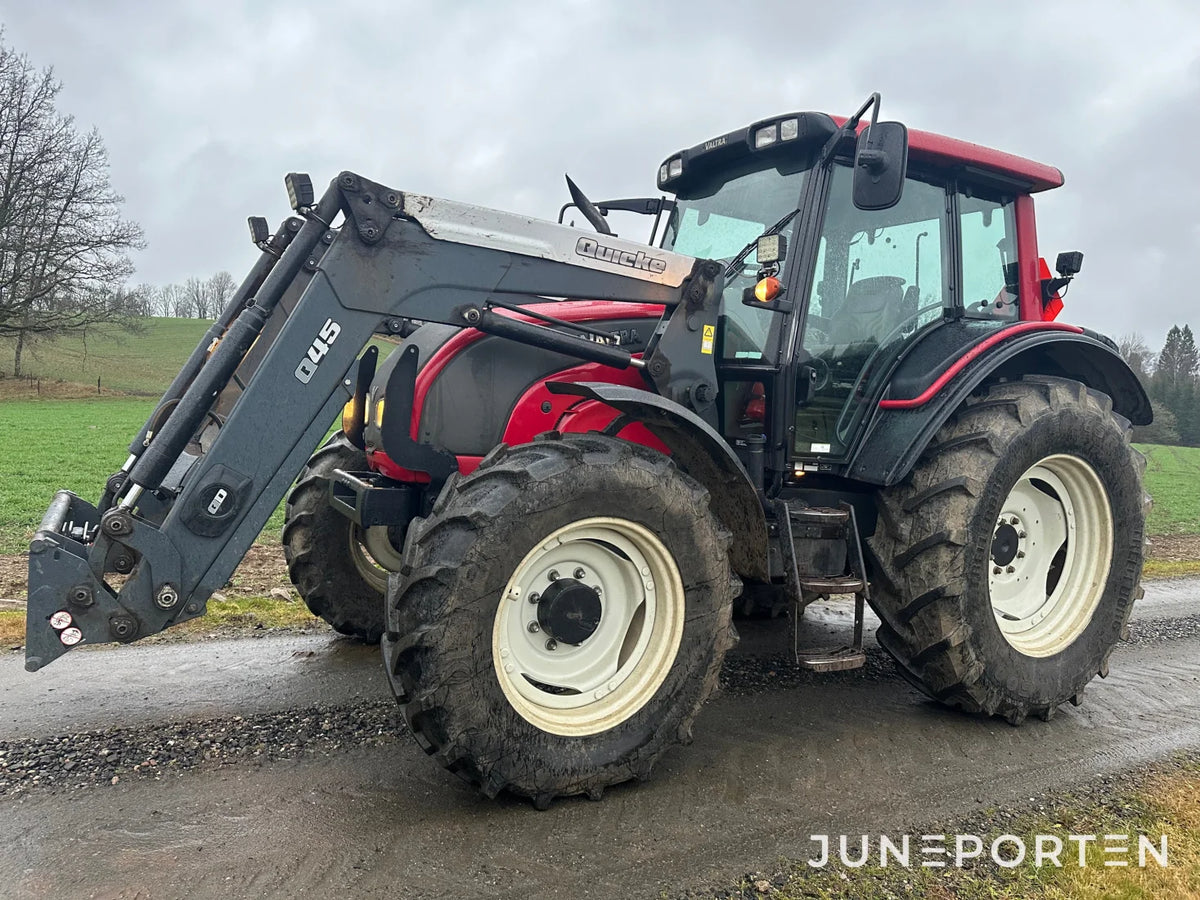 Valtra N111E med lastare
