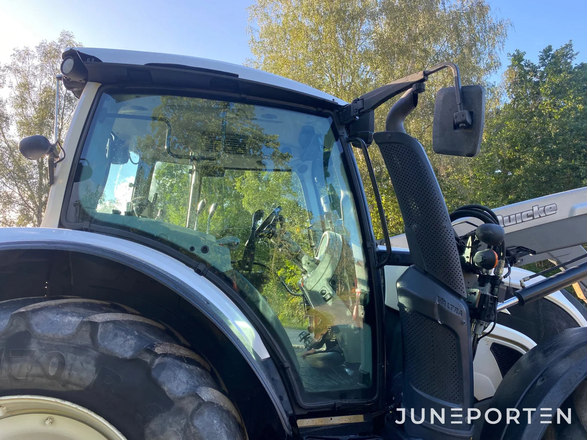 Valtra N 114 med lastare