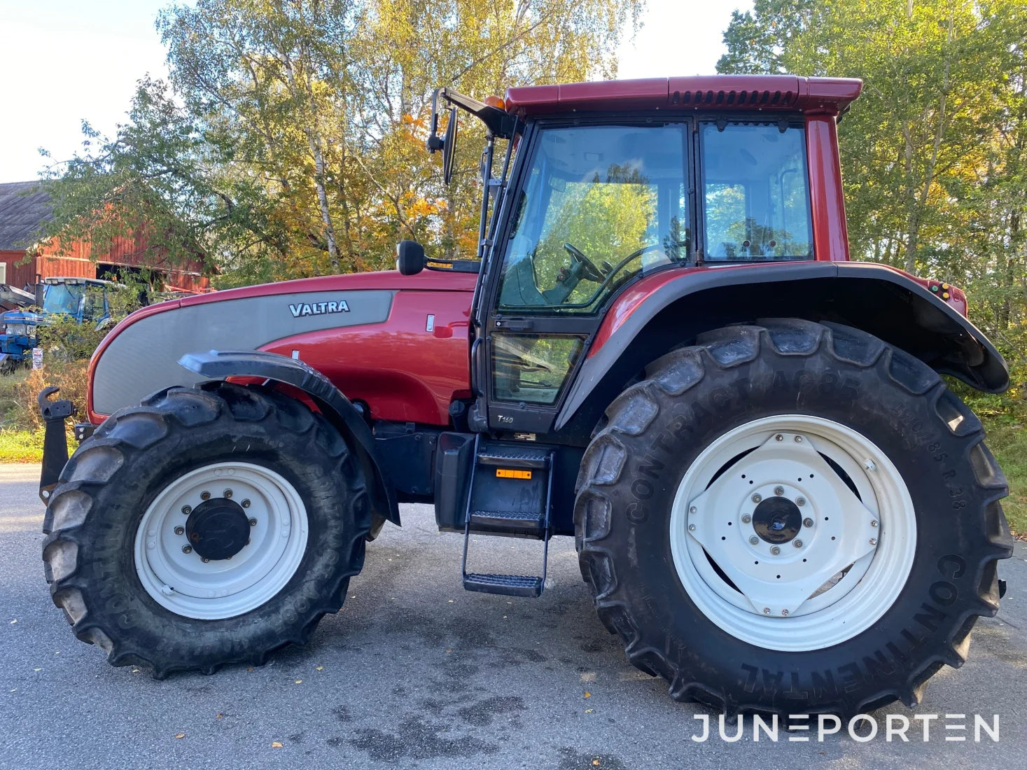 Valtra T160 med frontlyft