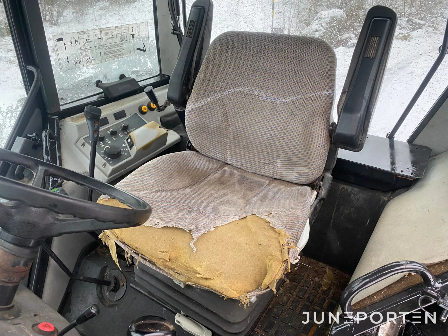 Valtra Valmet 465