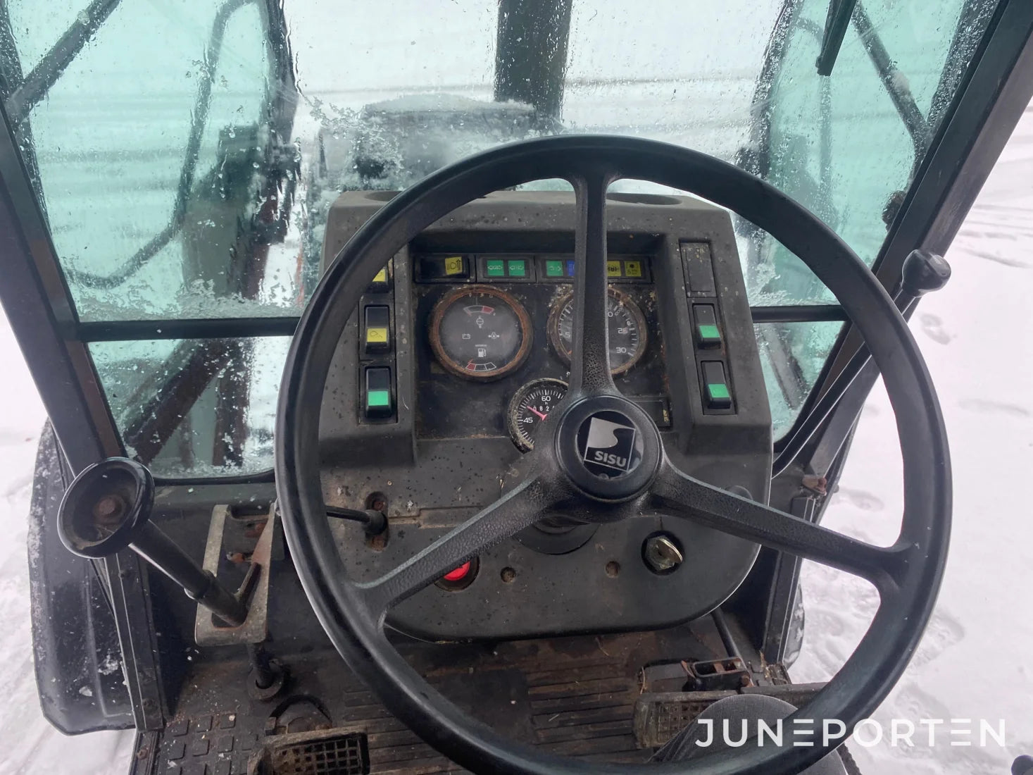Valtra Valmet 465