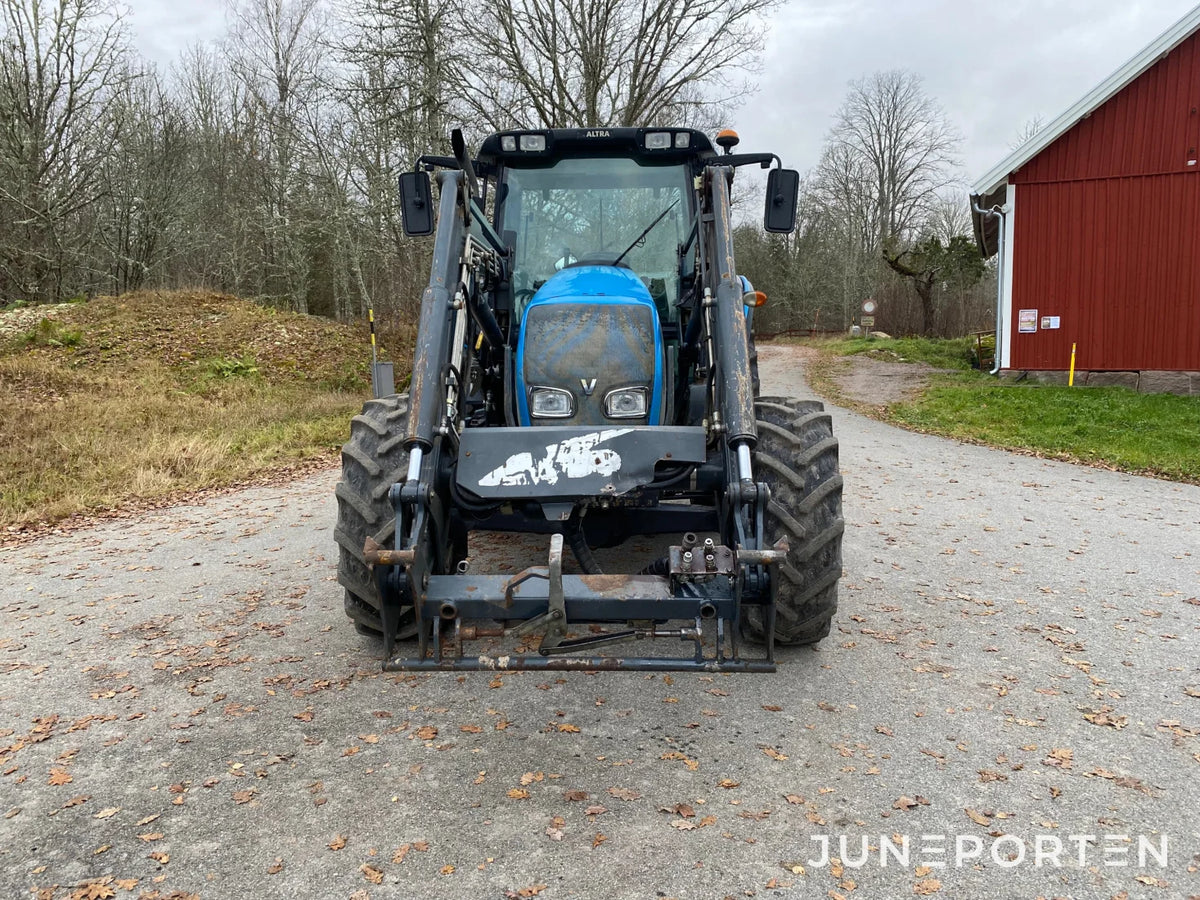 Valtra Valmet N91 med frontlastare
