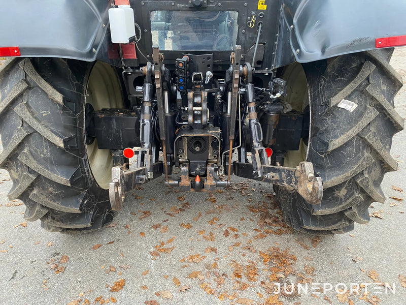 Valtra Valmet N91 med frontlastare