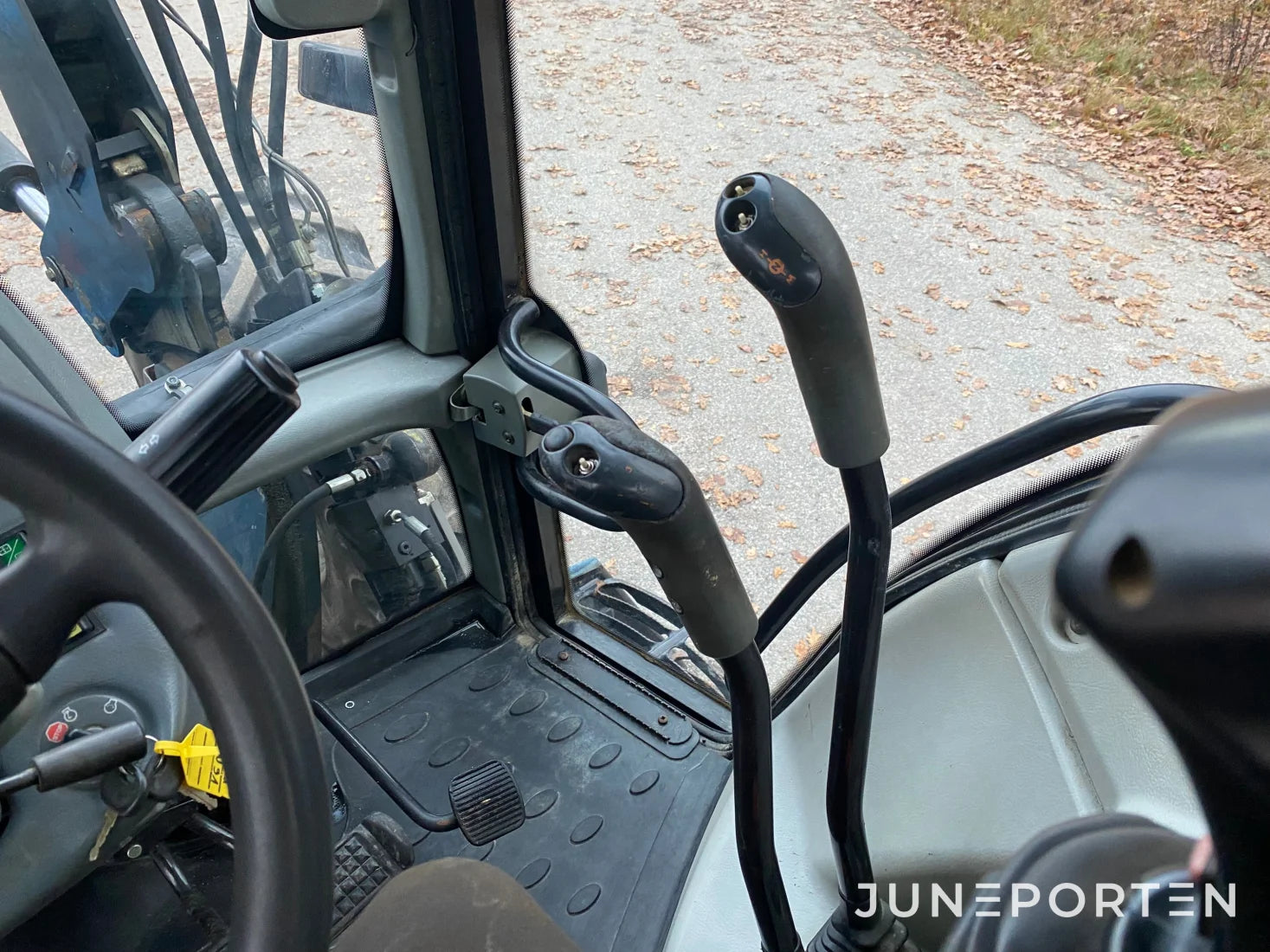 Valtra Valmet N91 med frontlastare