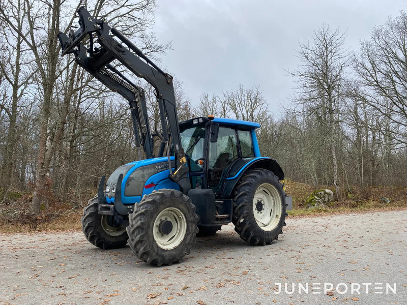 Valtra Valmet N91 med frontlastare