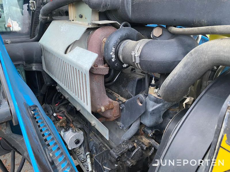 Valtra Valmet N91 med frontlastare