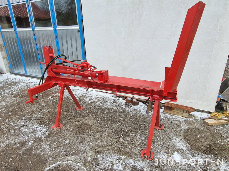 Vedklyv hydrauldriven