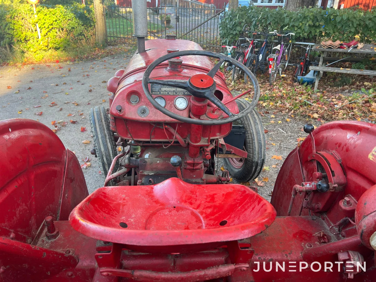 Veterantraktor David Brown 31 F