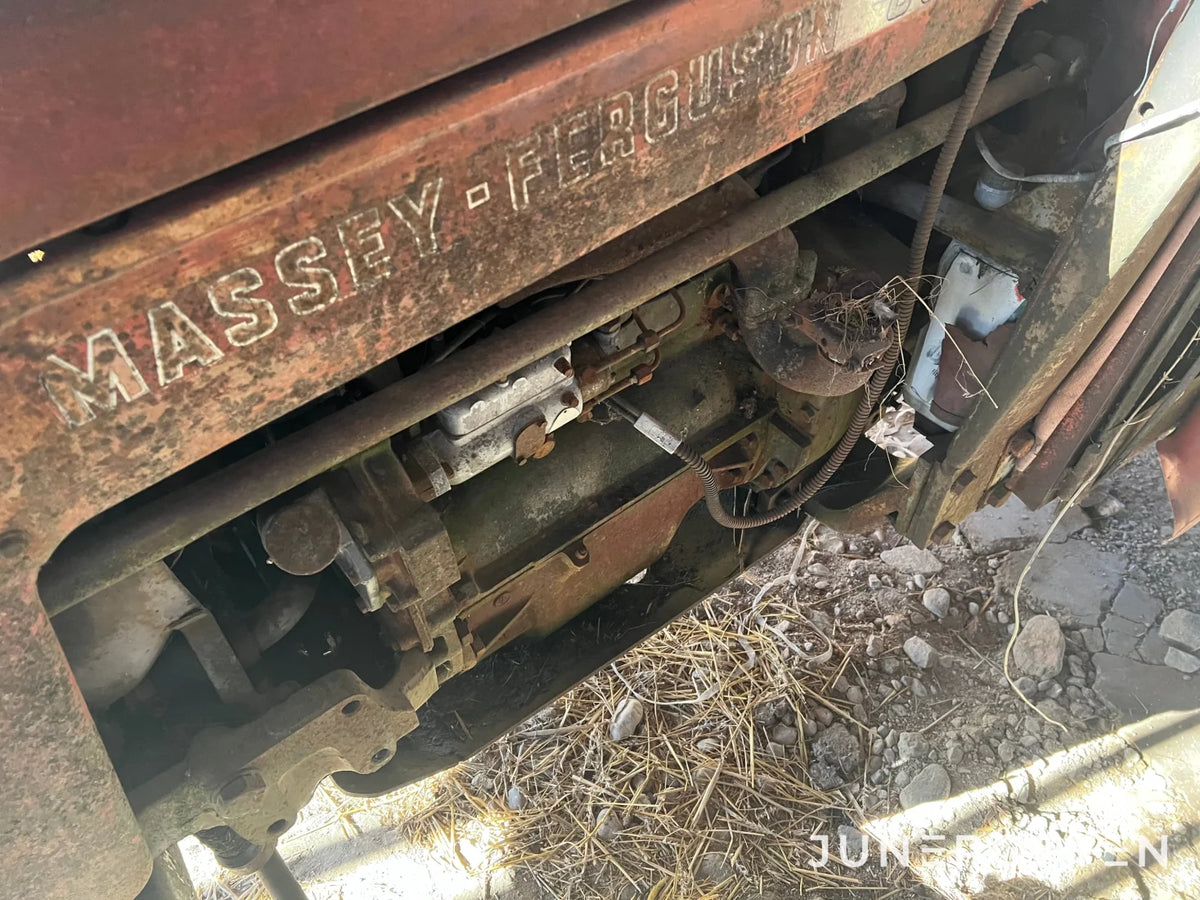 Veterantraktor Massey Ferguson 65
