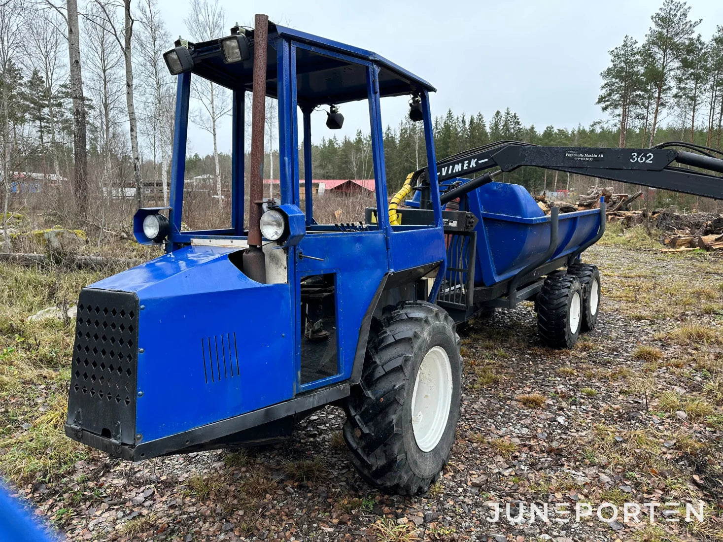 Skotare Vimek 606 med hydrauliskt tippflak