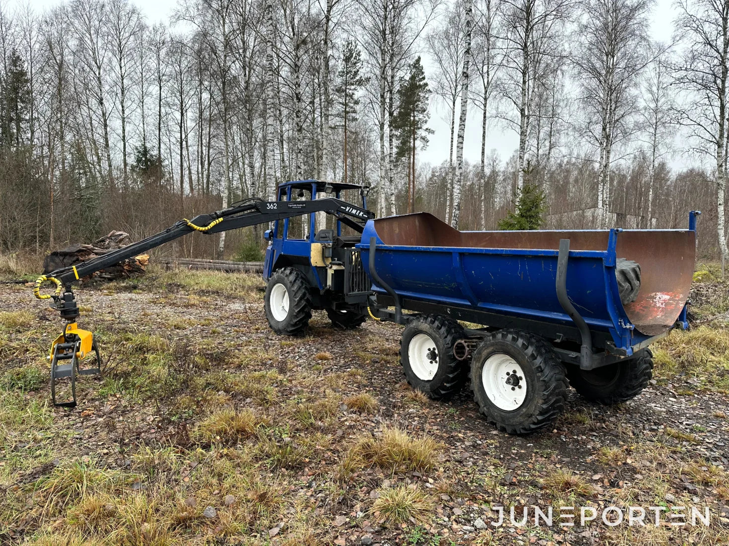 Skotare Vimek 606 med hydrauliskt tippflak