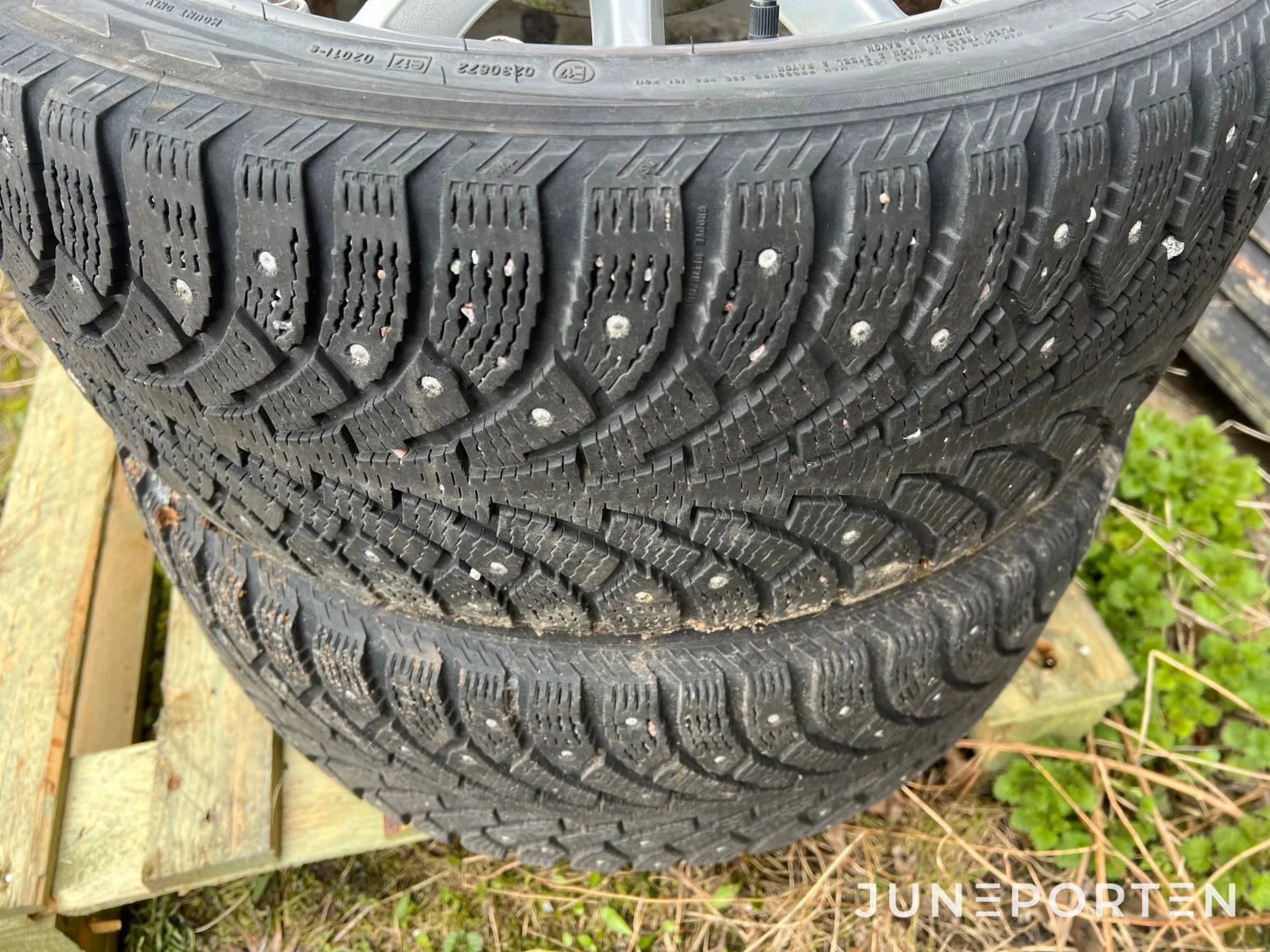 Vinterhjul 18 tum med dubb 245/40R18