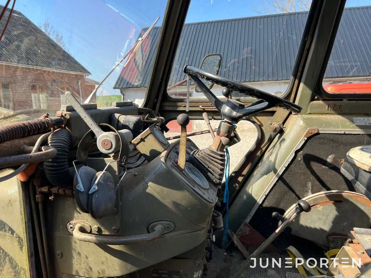 Volvo BM 650 med lastare