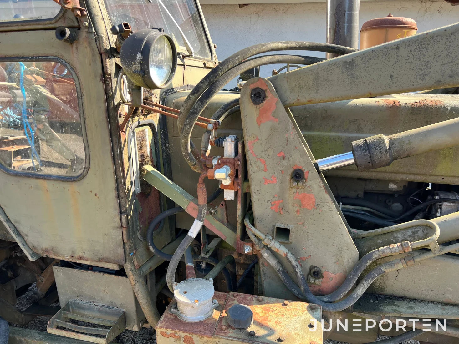 Volvo BM 650 med lastare