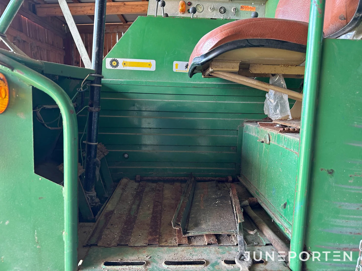 Skördetröska Volvo BM Aktiv M800