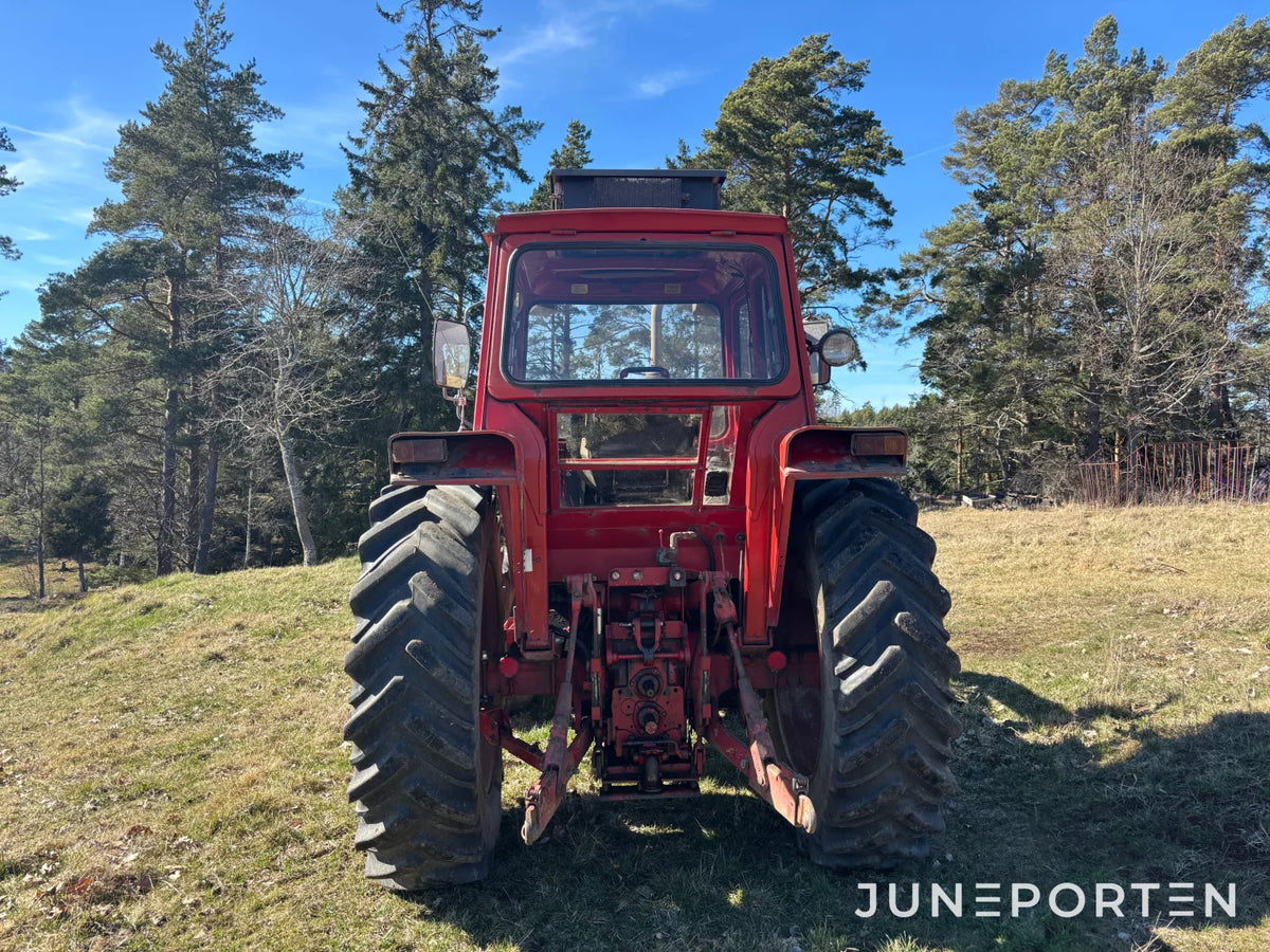 Volvo BM 2254 med lastare