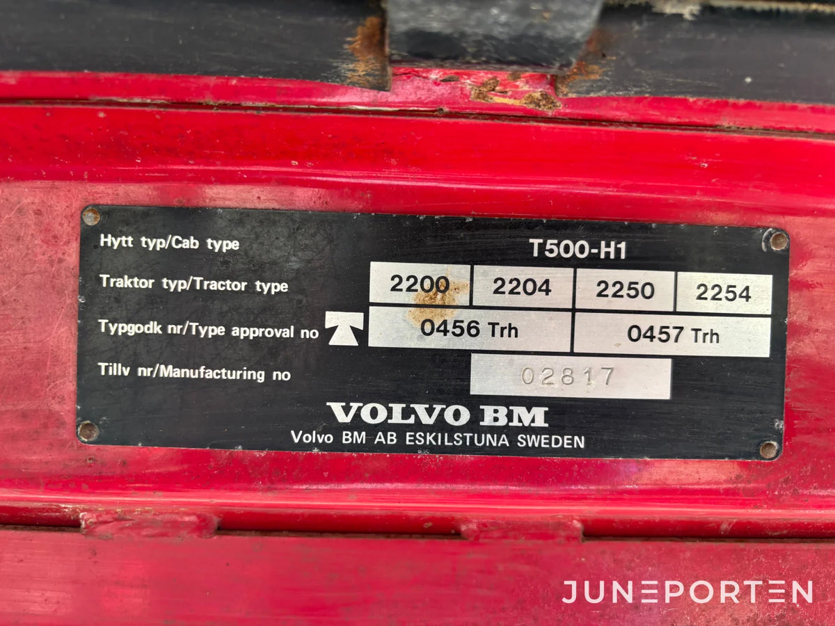 Volvo BM 2254 med lastare
