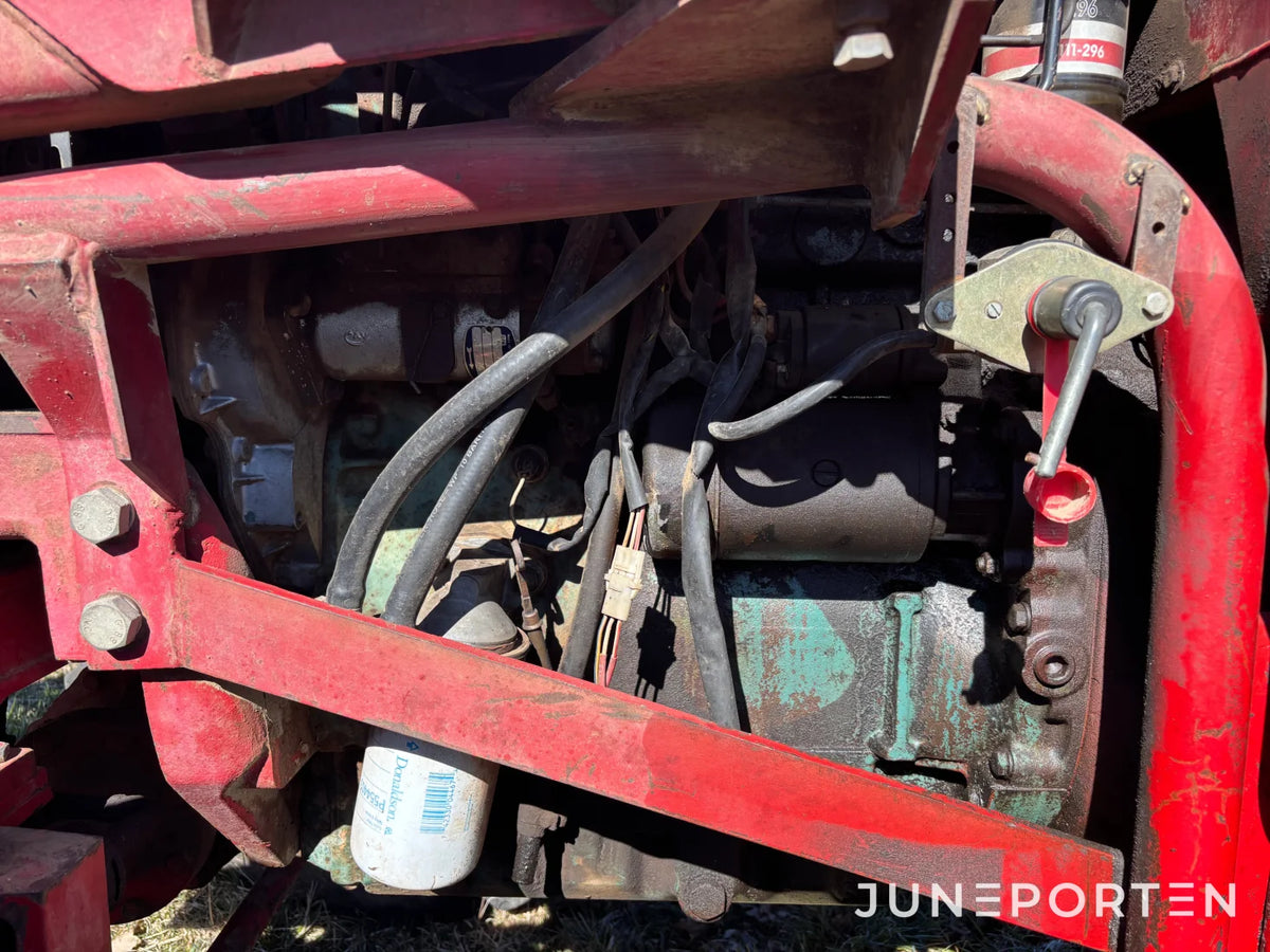Volvo BM 2254 med lastare