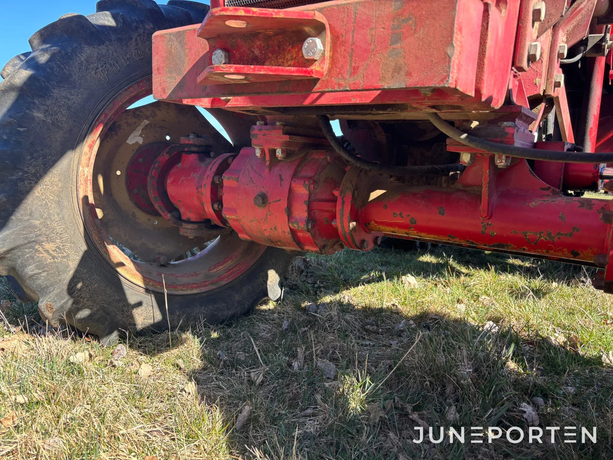 Volvo BM 2254 med lastare