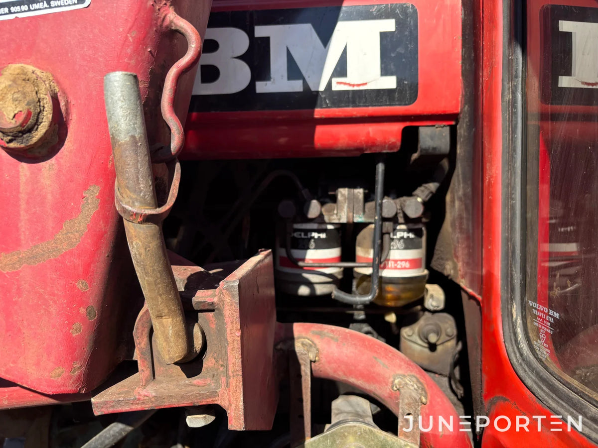 Volvo BM 2254 med lastare