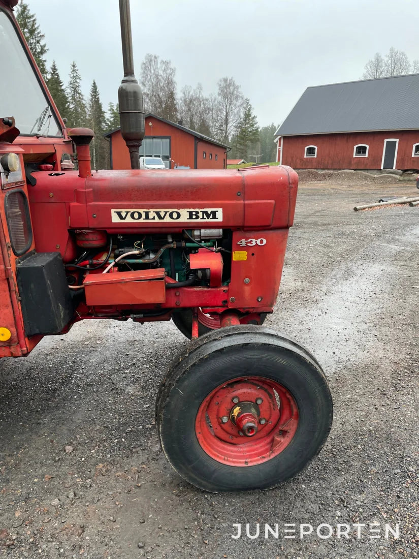 Volvo BM 430