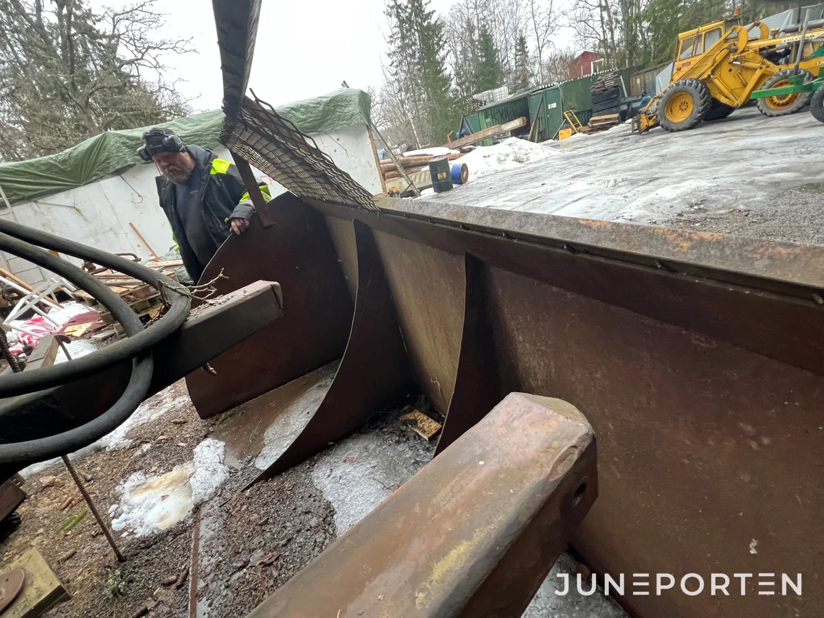 Baklastare Volvo BM 641