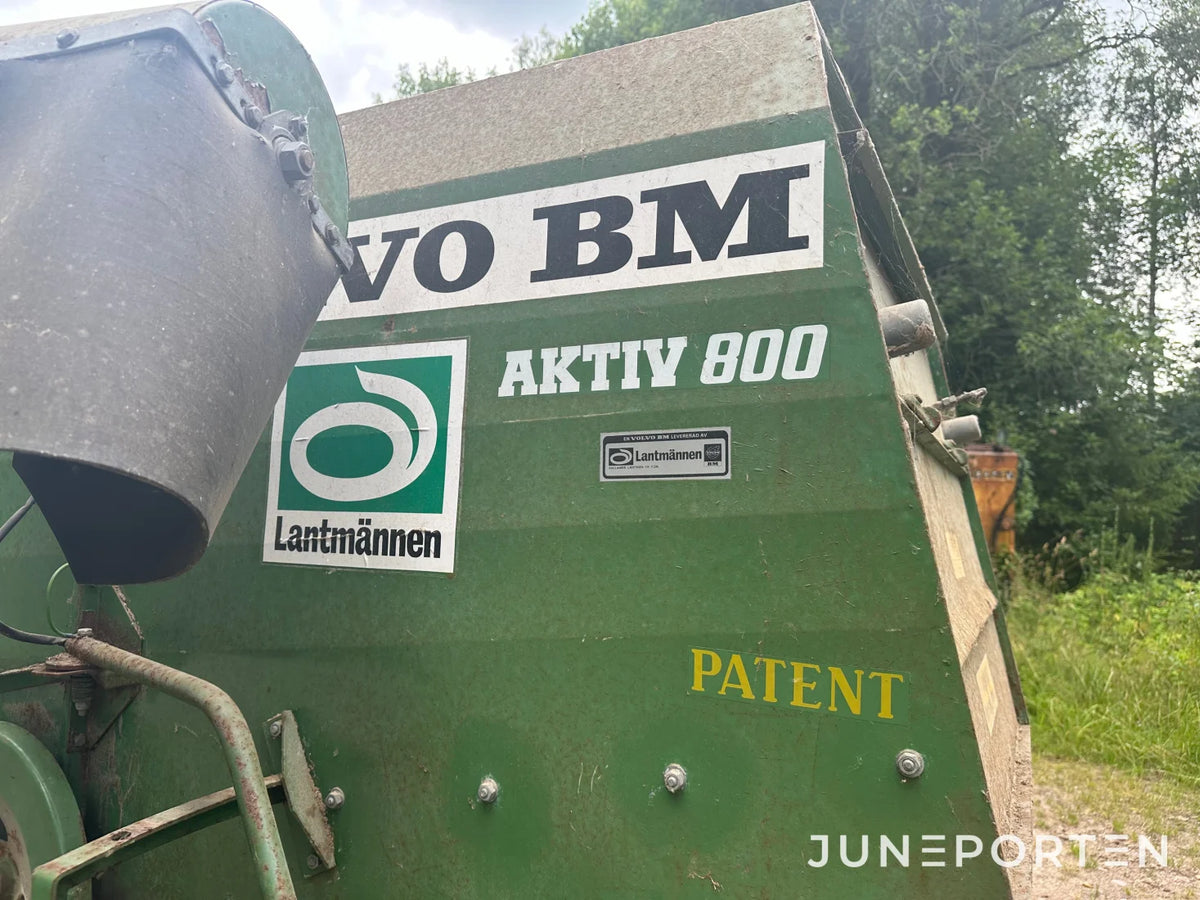 Skördetröska Volvo BM Aktiv S800