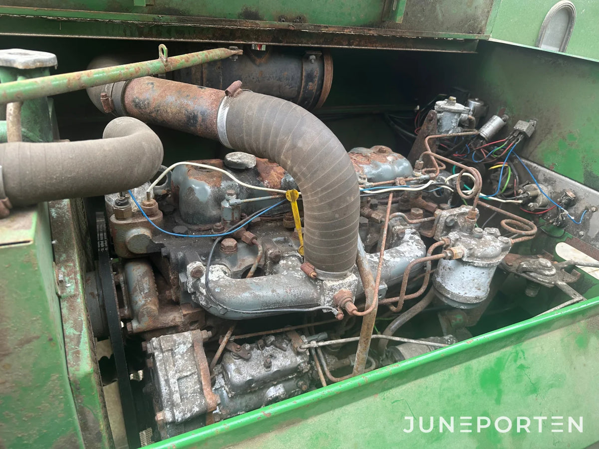 Skördetröska Volvo BM Aktiv S800
