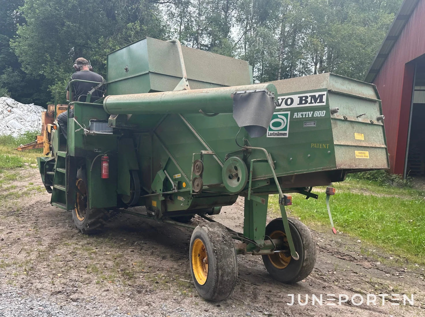 Skördetröska Volvo BM Aktiv S800