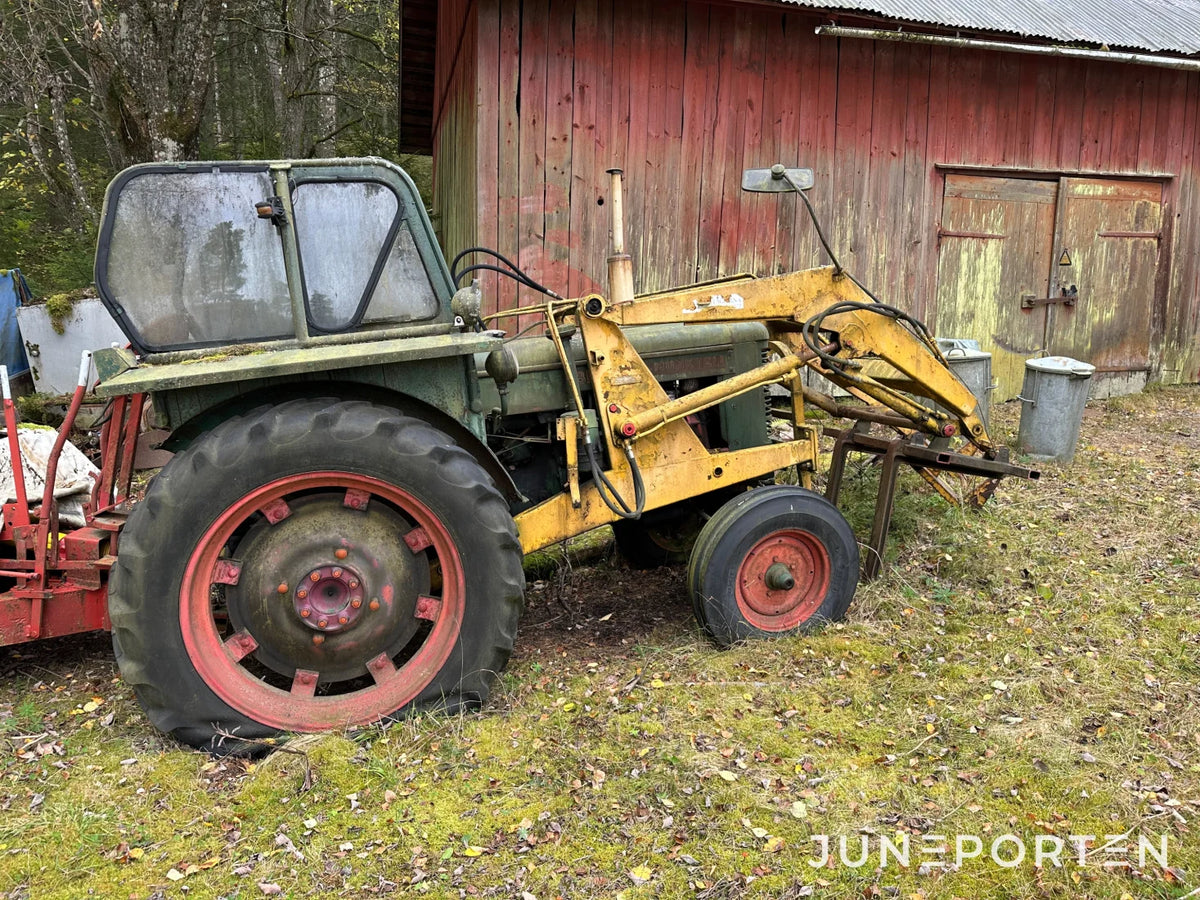 Volvo Bolinder-Munktell BM35/3 med lastare