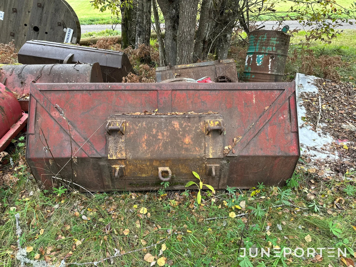 Volvo Bolinder-Munktell BM35/3 med lastare