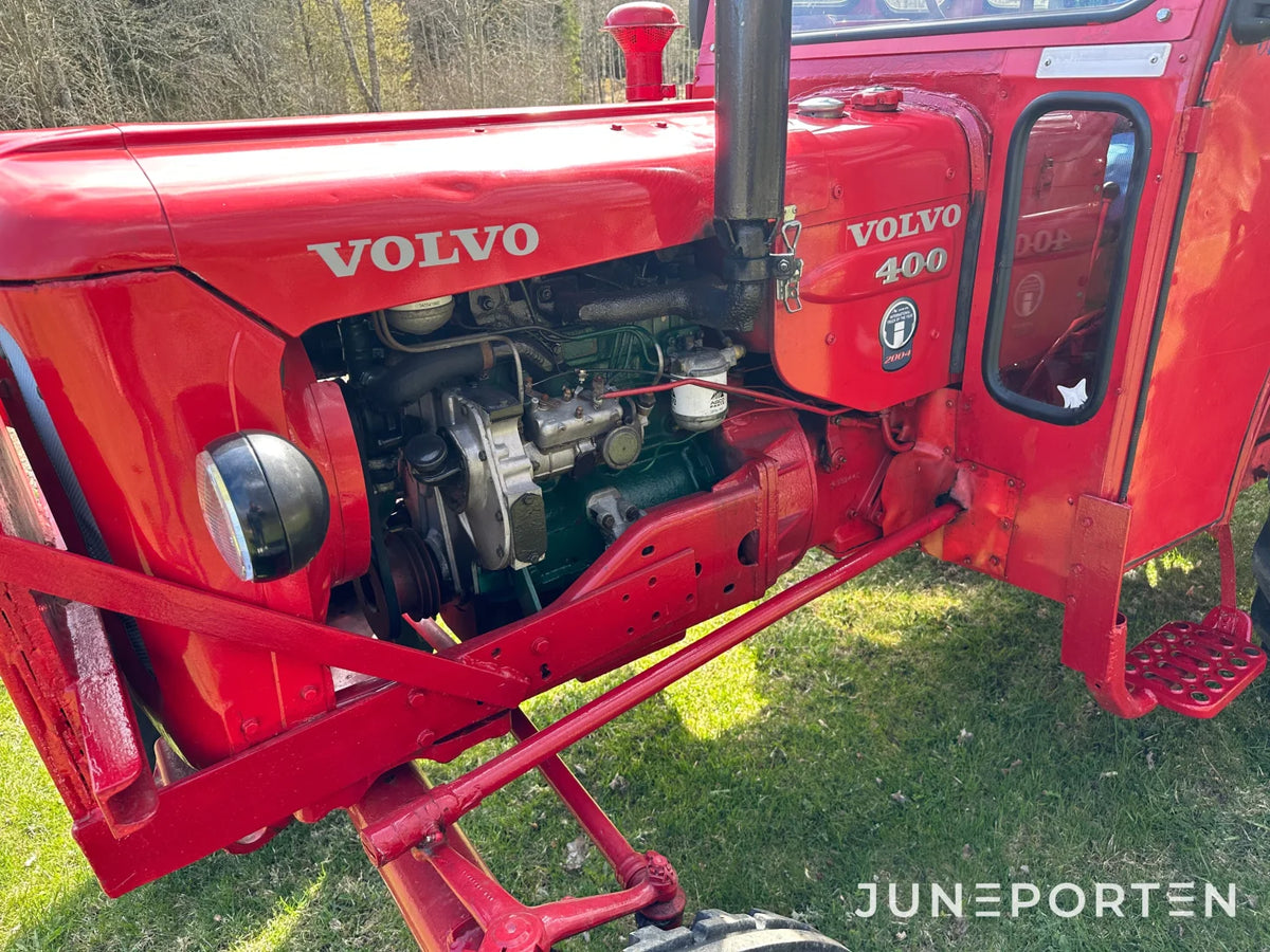 Volvo Buster 400 med vagn