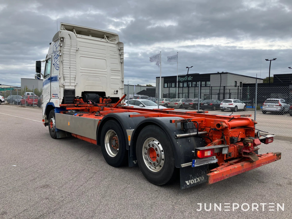 Volvo FH16 6X2 700