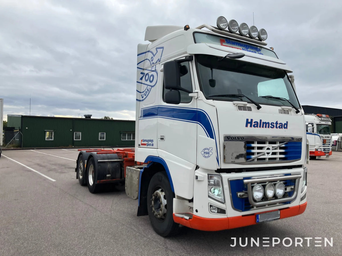 Volvo FH16 6X2 700