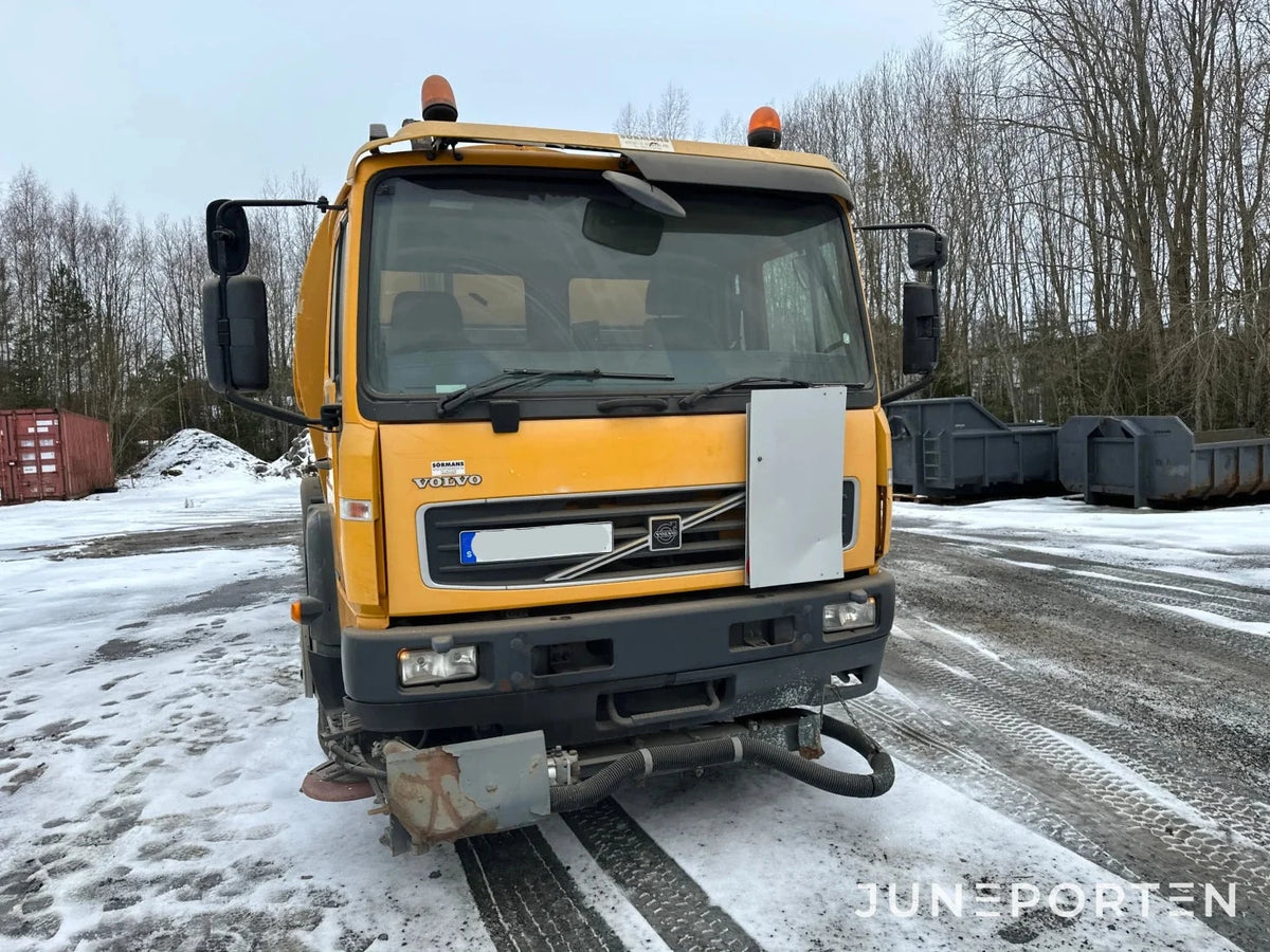 Gatusop och Uppsamlingsbil Volvo FL6/220