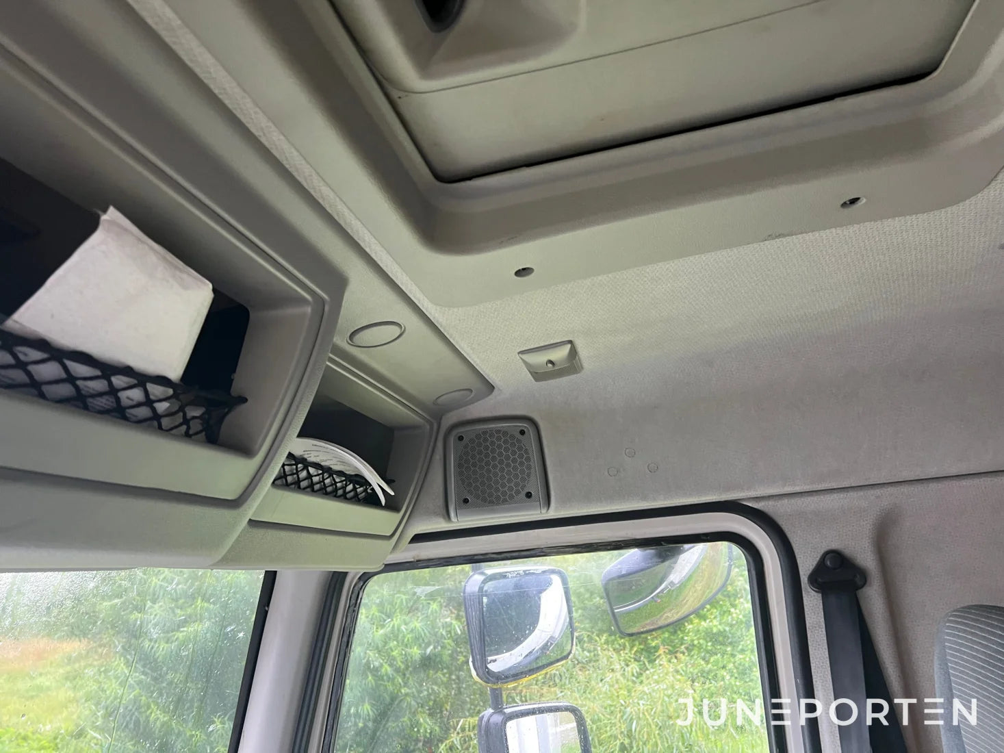 Volvo FL-240 4X2