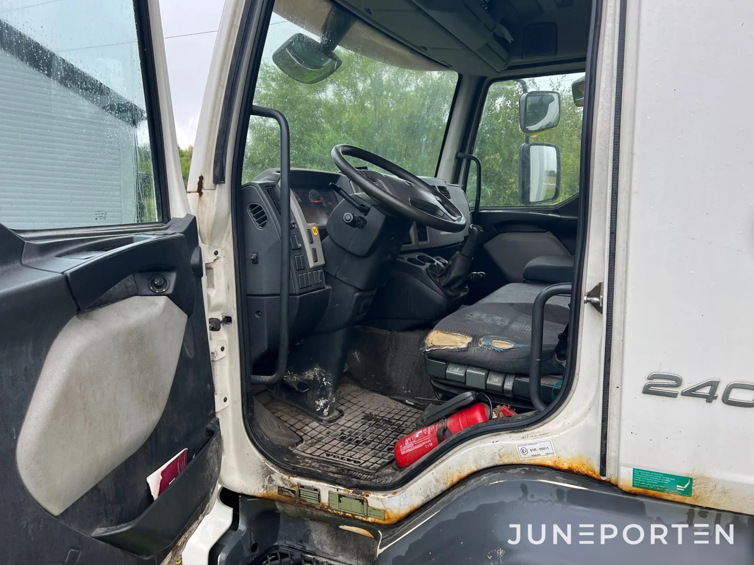 Volvo FL-240 4X2