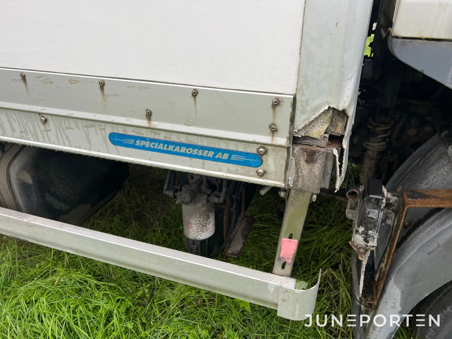 Volvo FL-240 4X2