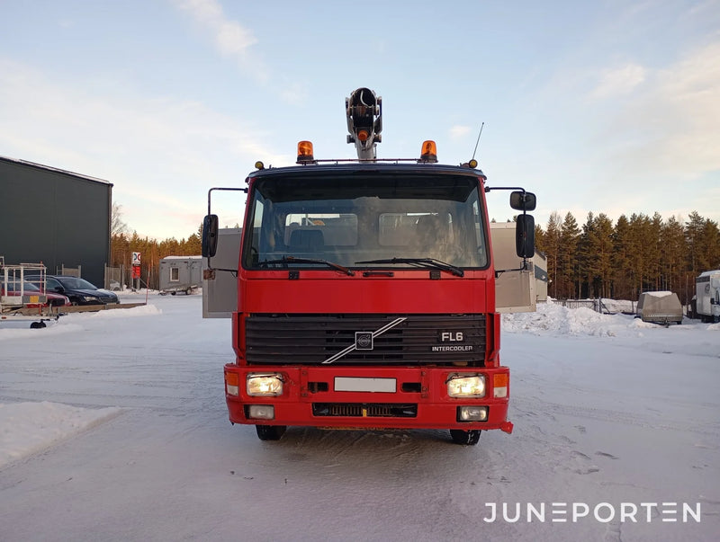 Volvo FL 614 4X2 med skylift