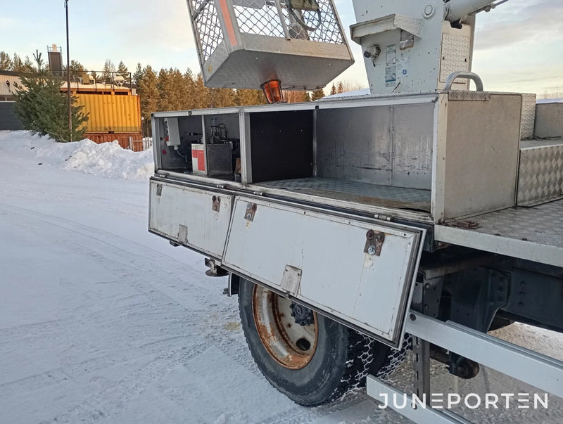 Volvo FL 614 4X2 med skylift