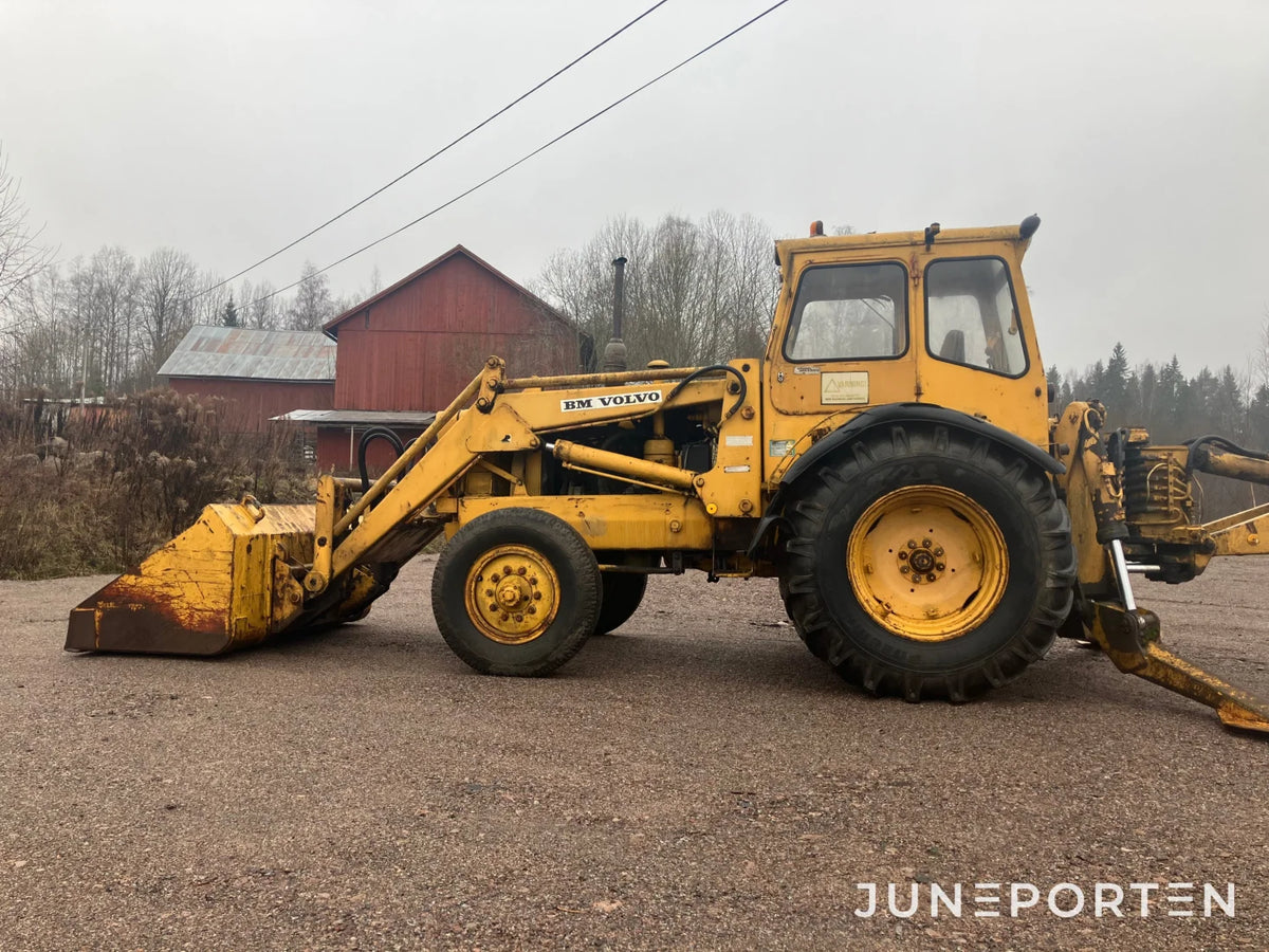 Traktorgrävare Volvo GM 614