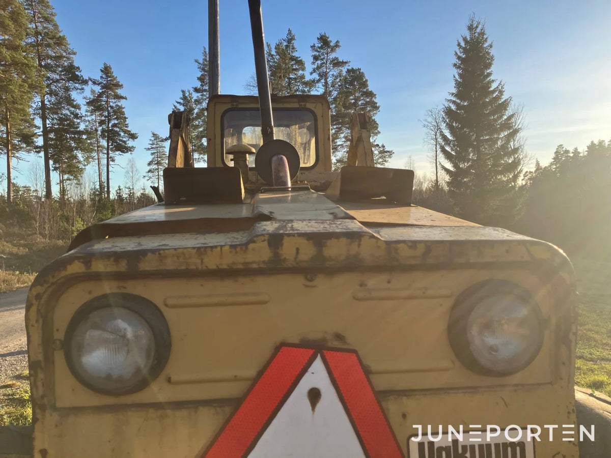 Baklastare Volvo LM 840