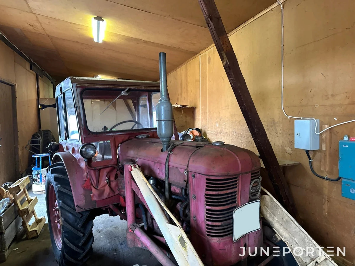 Volvo Victor T 230 med lastare