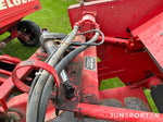 Småbalspress Welger AP 400 med kastare